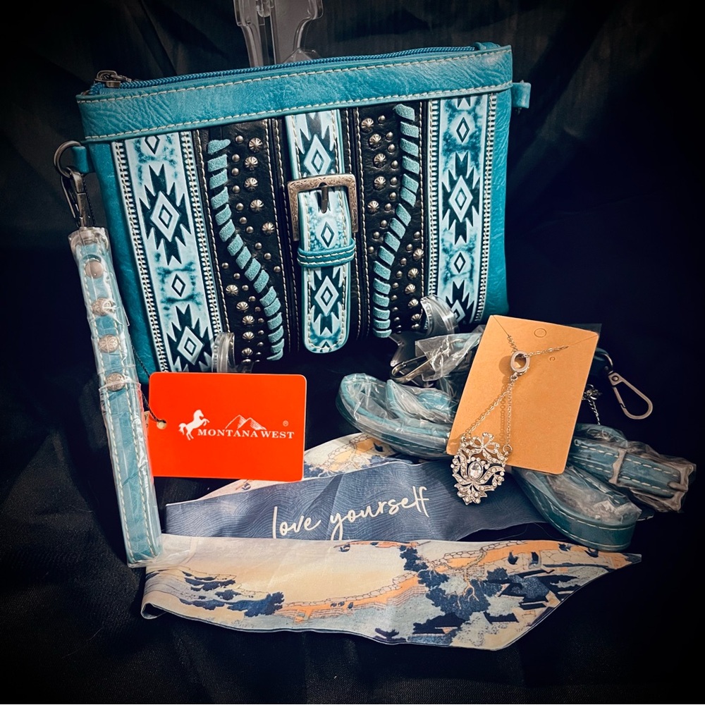 Montana West Teal Aztec Print Crossbody Wristlet NWT BUNDLE